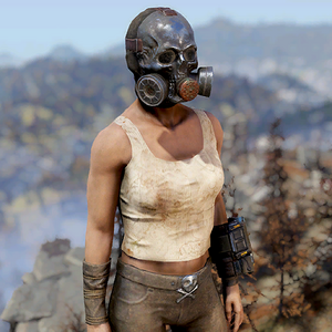 Atx apparel headwear gasmaskraiderskull c1.png