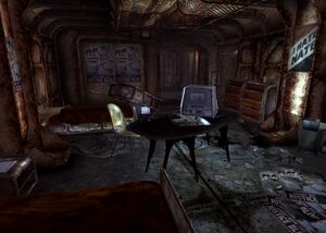 FNV Abri 11 terminal Roy Gottlieb.jpg