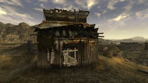 FNV Cabane Aboyeur Solitaire.jpg