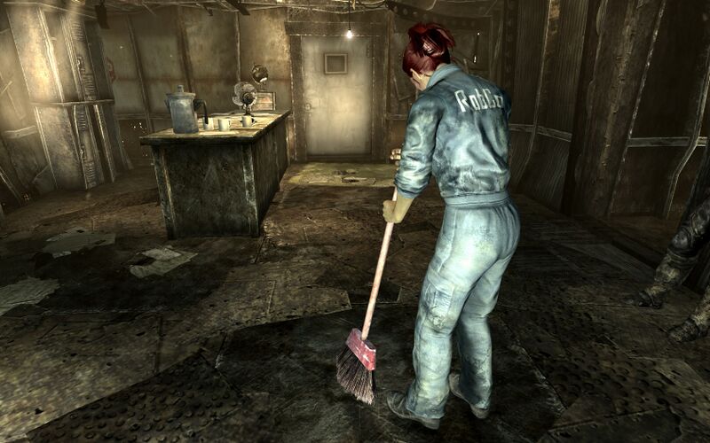Fichier:FO3 Moira Brown cleans up.jpg