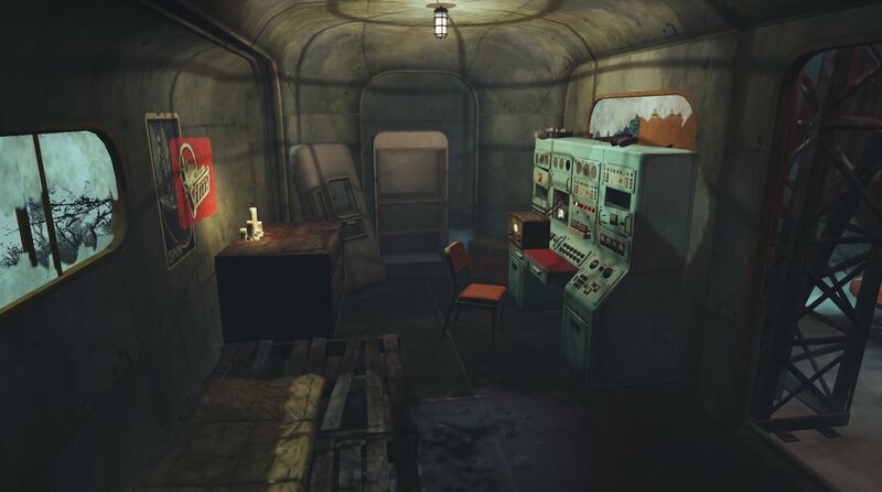 Fichier:FO4FH-RuinedRadioTower-Inside.jpg