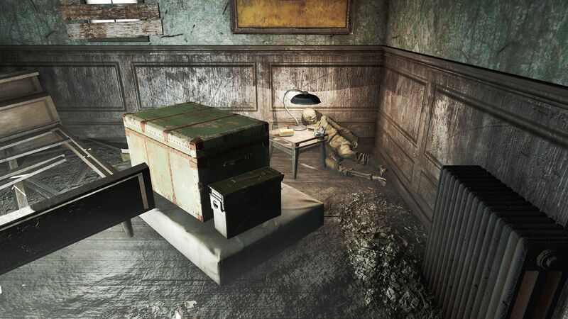 Fichier:FO4 Bar clandestin de Concord Malle.jpg