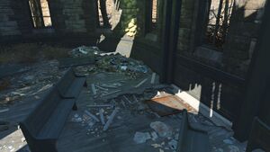 FO4 Chapelle solitaire 02.jpg