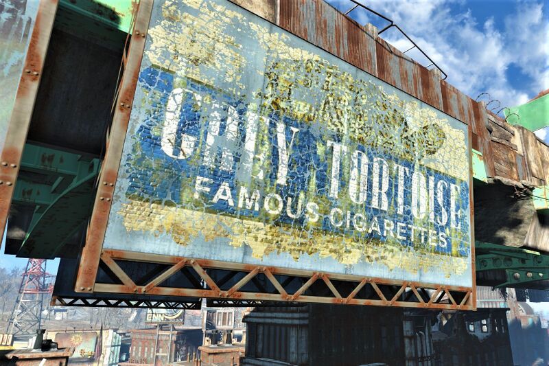 Fichier:FO4 Grey T billboard overpass.jpg