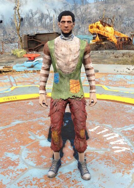 Fichier:FO4 Pull patchwork et pantalon à fourrure.jpg