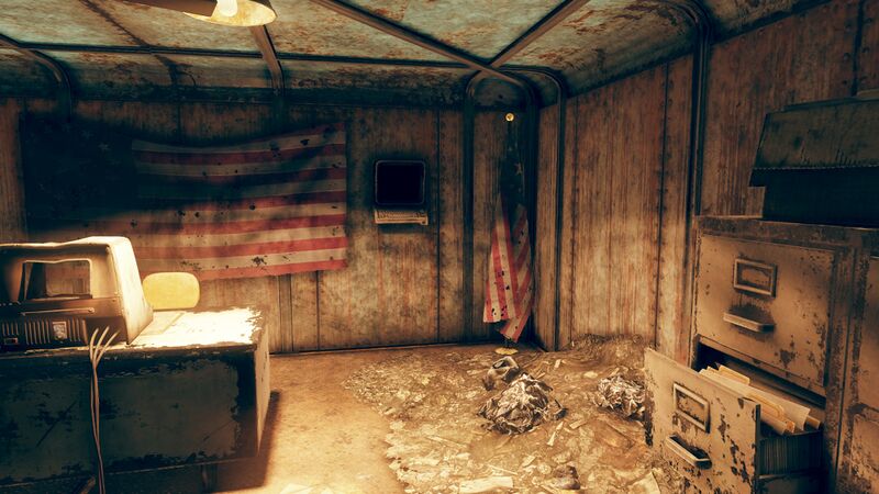 Fichier:FO76 Abandoned mine Kittery (Mine System Terminal).jpg