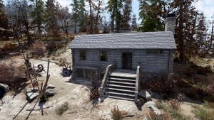 FO76 Chalets de Middle Mountain chalet 3.jpg