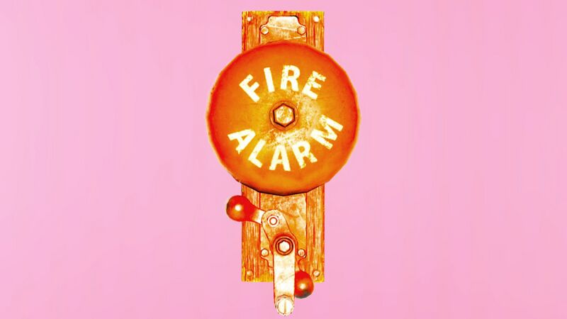 Fichier:FO76 Cloche de caserne de pompiers.jpg