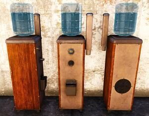 FO76 Distributeur d'eau vintage.jpg