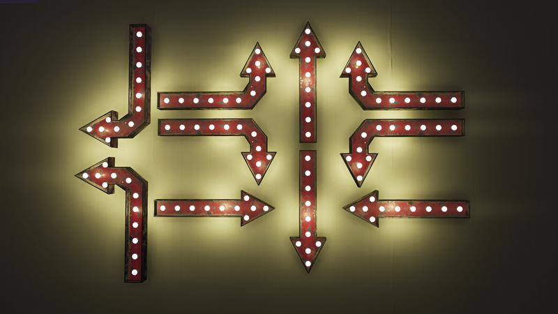 Fichier:FO76 Flèche lumineuse.png