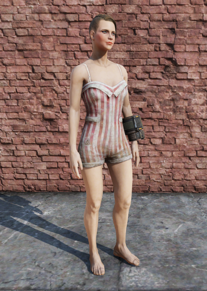 Fichier:FO76 Maillot de bain femme.png