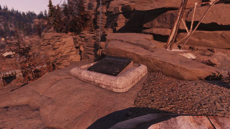 Fichier:FO76 Mine de Blackwater Entrée 2.jpg