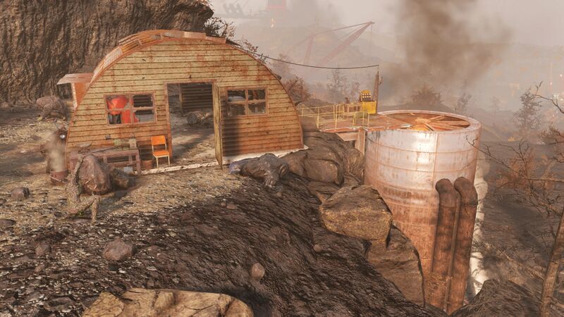 Fichier:FO76 Puits minier abandonné 3.jpg