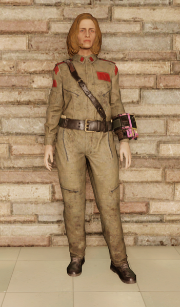Fichier:FO76 Tenue de commandant communiste porté.png
