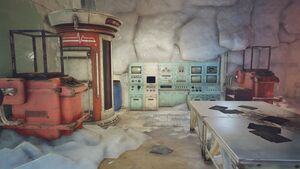 FO76 Vault 96 (Biology Workstation).jpg