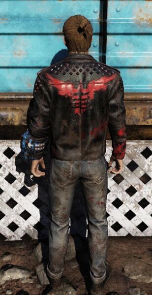 Fichier:FO76 Veste en cuir et jean des Aigles sanglants dos.jpg