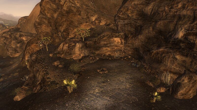 Fichier:Fnv Camp de fortune du Grand Khan.jpg