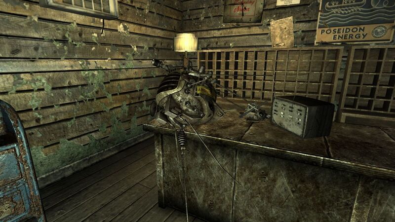 Fichier:Fnv ED-E Desactive.jpg