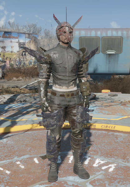 Fichier:Fo4DisciplesSpikedArmor wTornShJeans.png
