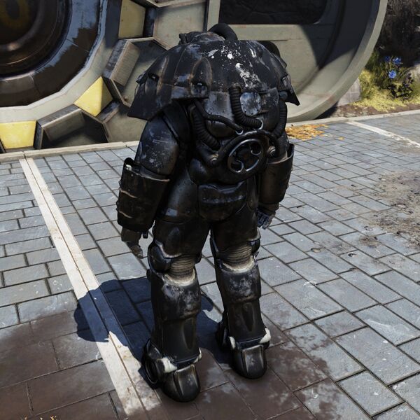 Fichier:X-01-scorched-paint-back.jpg
